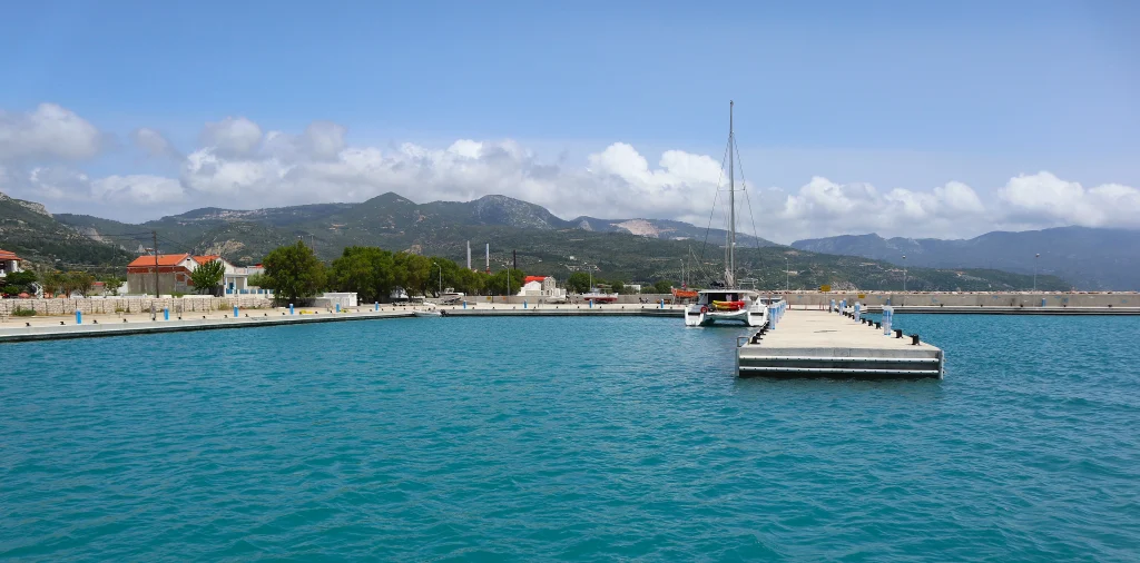 Marathakambos pier 1